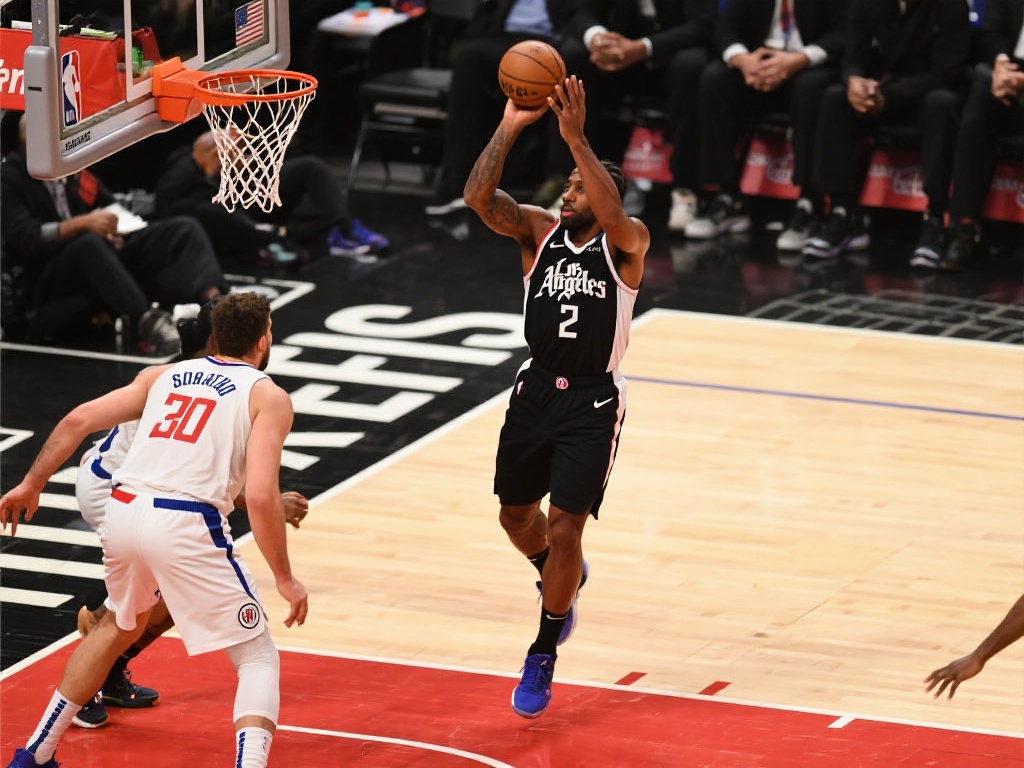 伦纳德借祖巴茨掩护三分轰28分统领全场