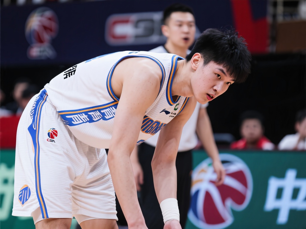 青岛男篮曝光杨瀚森日常：休息日也坚持训练